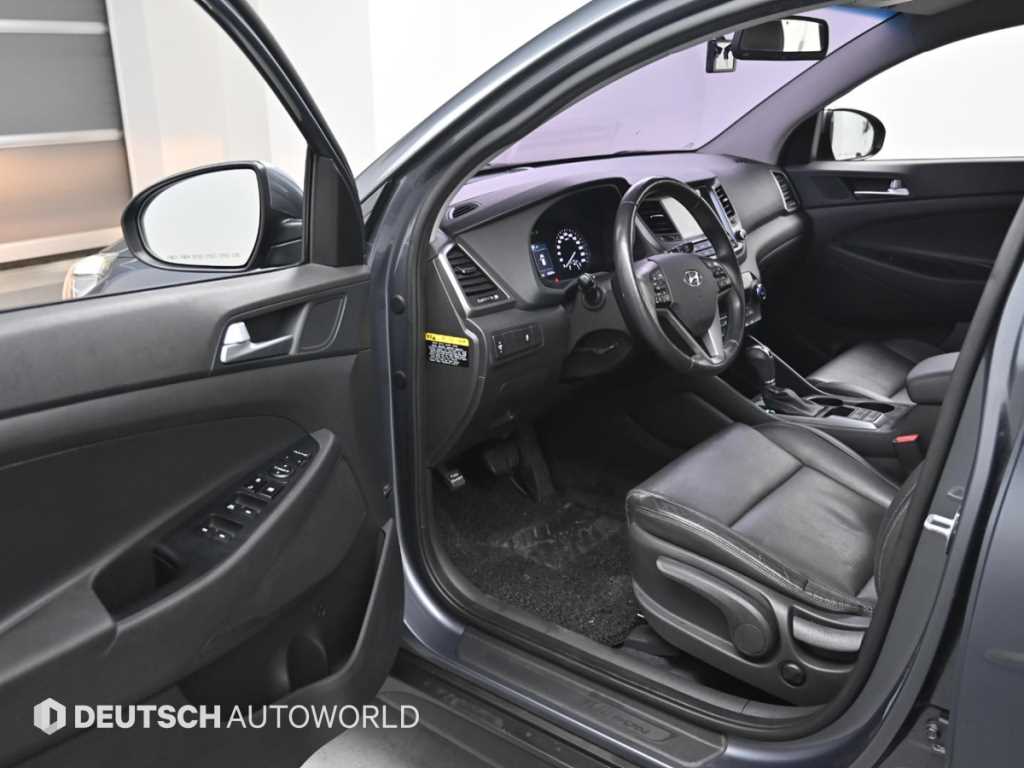 HYUNDAI Tucson - Vista 11