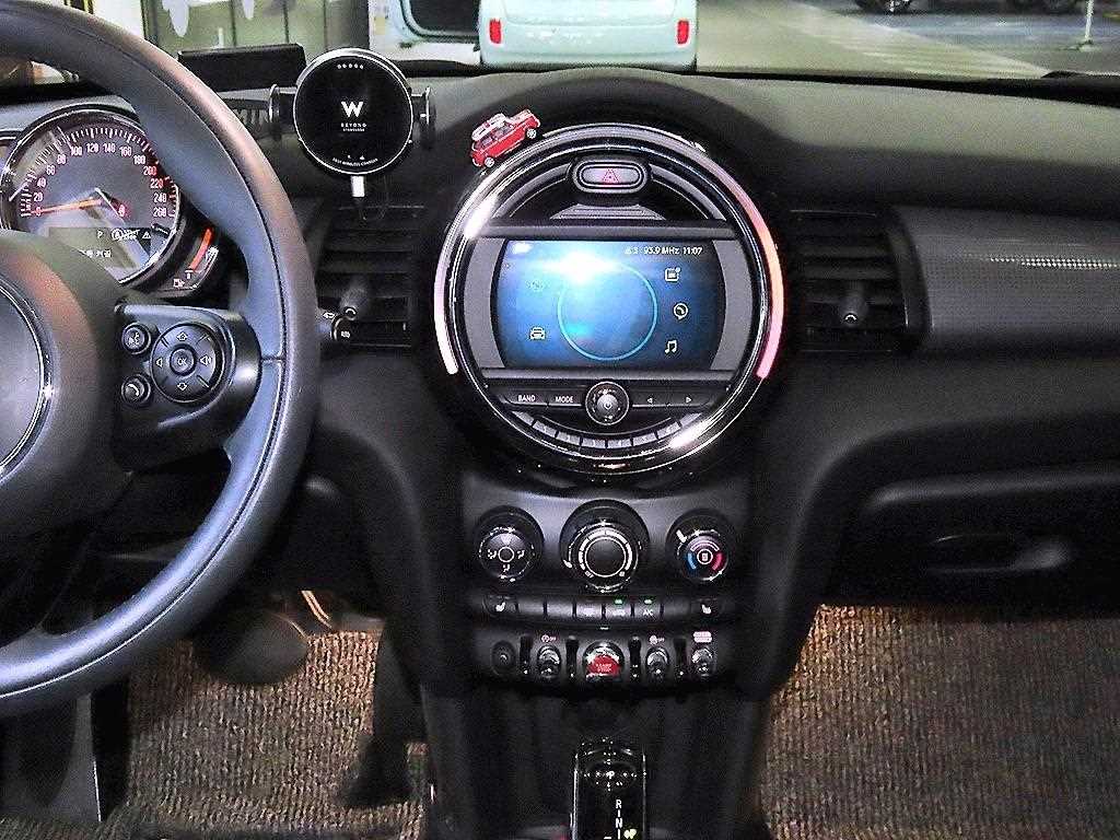 Mini Cooper - Vista 11