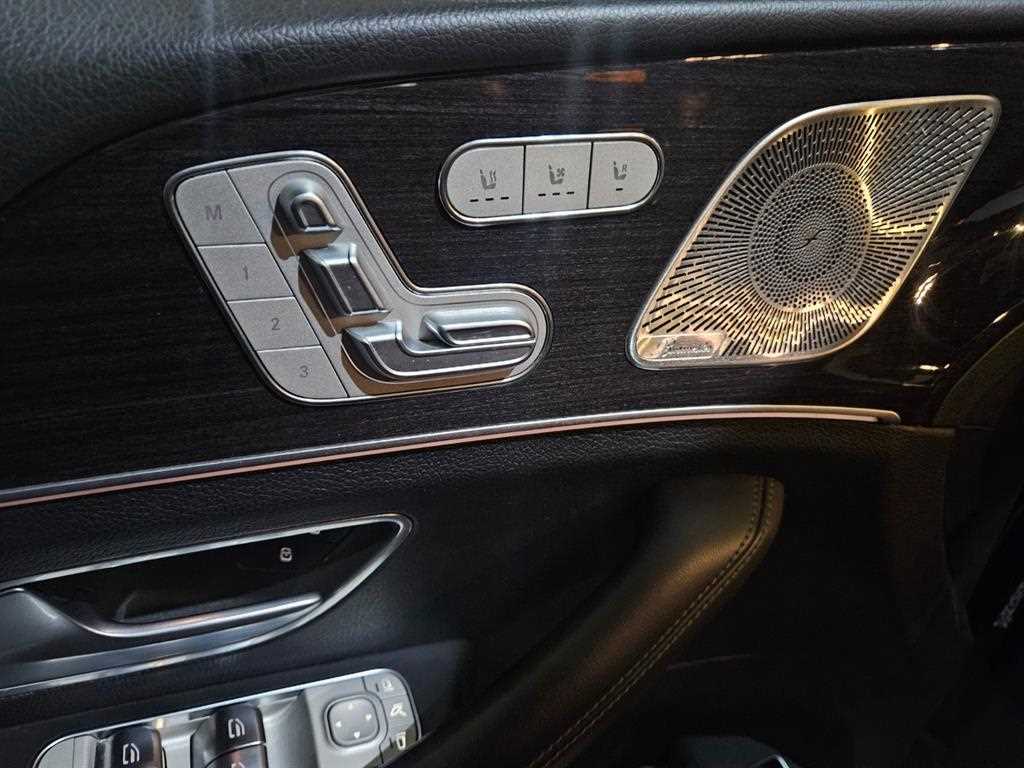 Mercedes Benz GLE Class - Vista 8