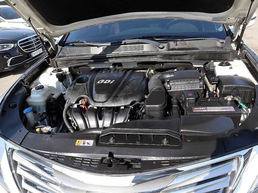 HYUNDAI Grandeur 2012 Blanco - Importación desde Corea - HF Imports Iquique - Foto 19