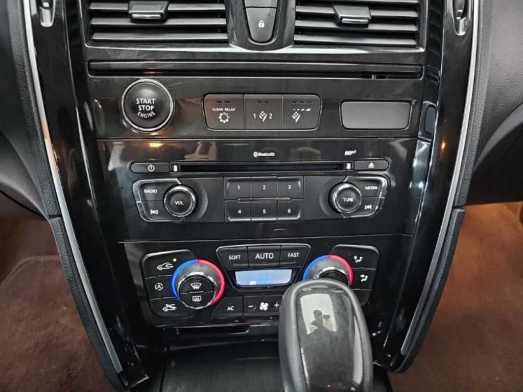 SAMSUNG SM7 - Vista 7
