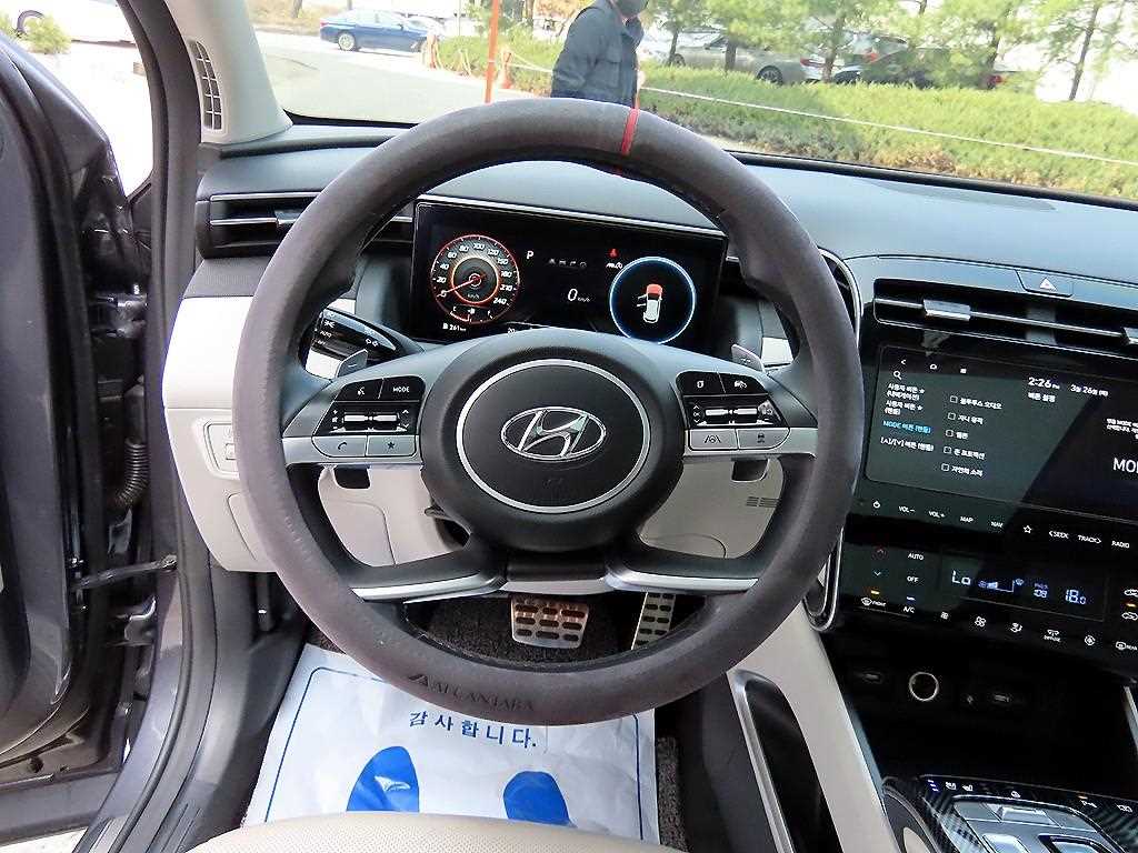 HYUNDAI Tucson - Vista 8