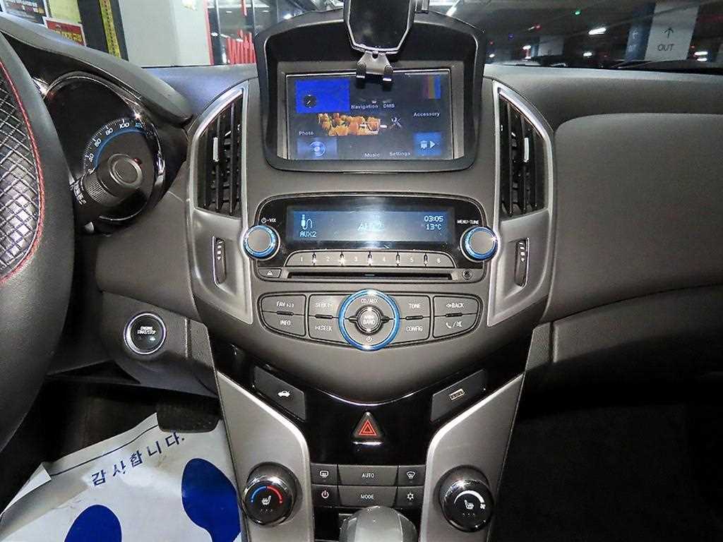 Chevrolet Cruise - Vista 11