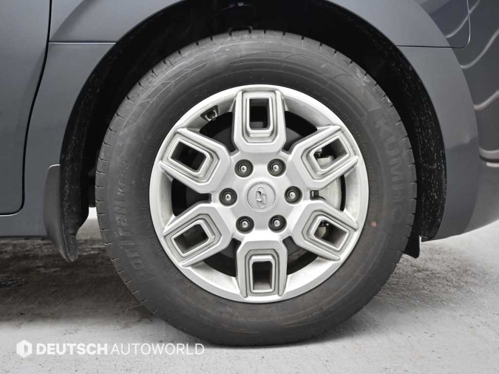 HYUNDAI Staria - Vista 5