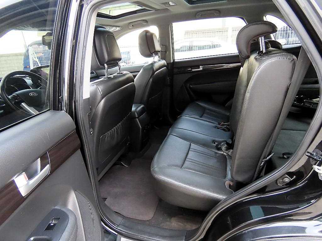 KIA Sorento - Vista 6