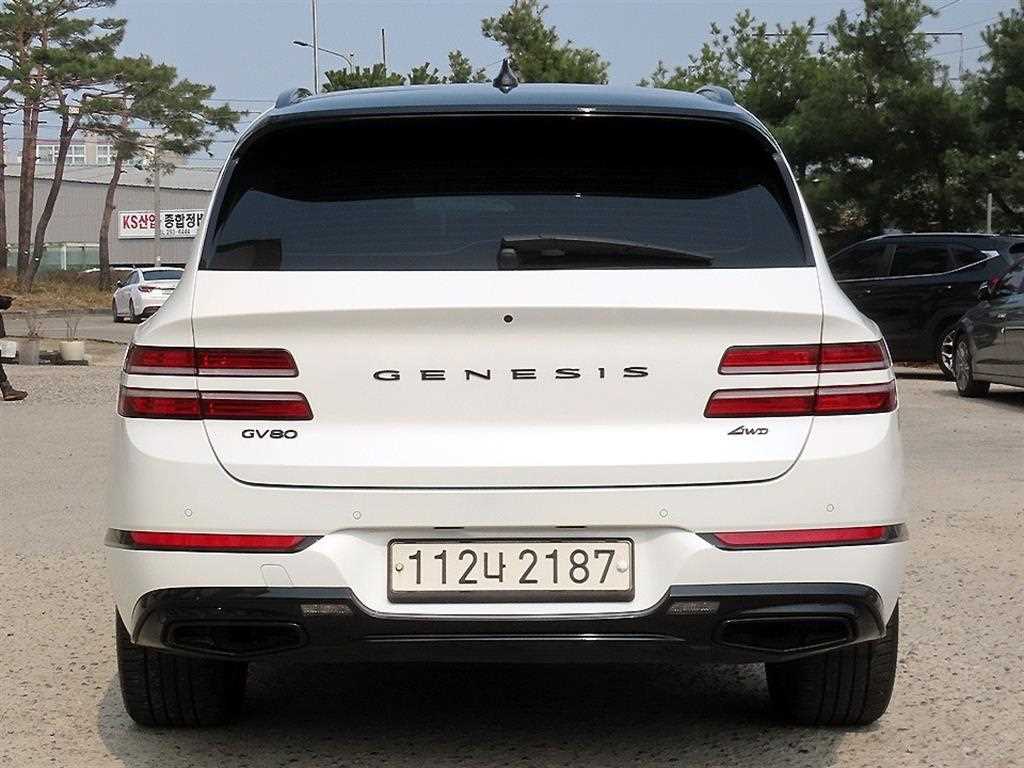 Genesis GV80 - Vista 4