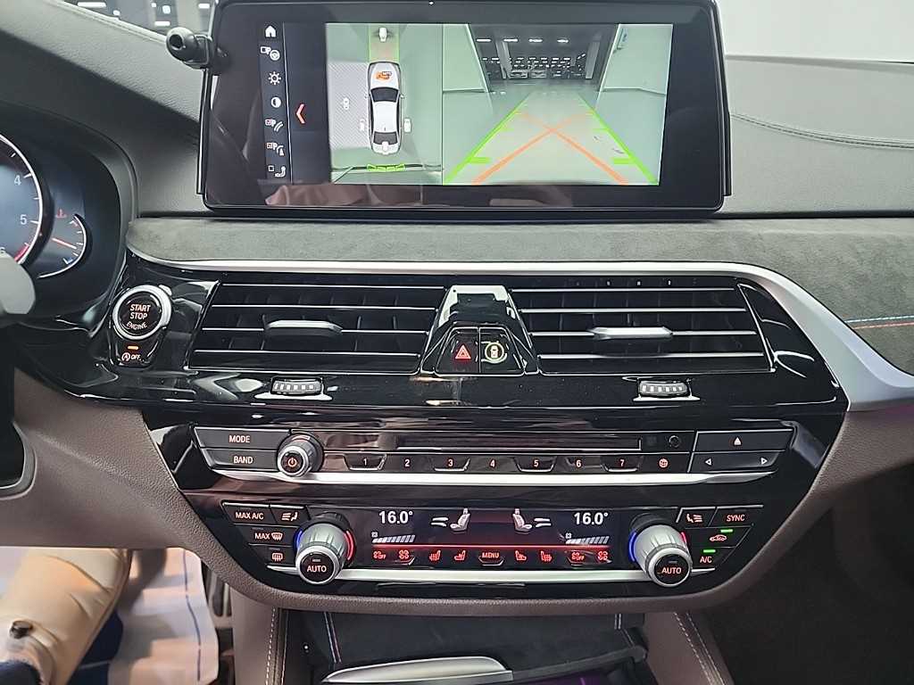 BMW 5 Series - Vista 10