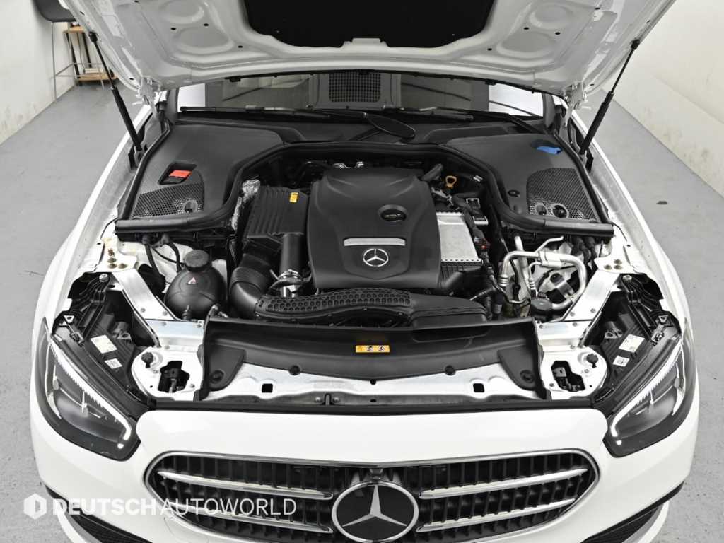 Mercedes Benz E class - Vista 6