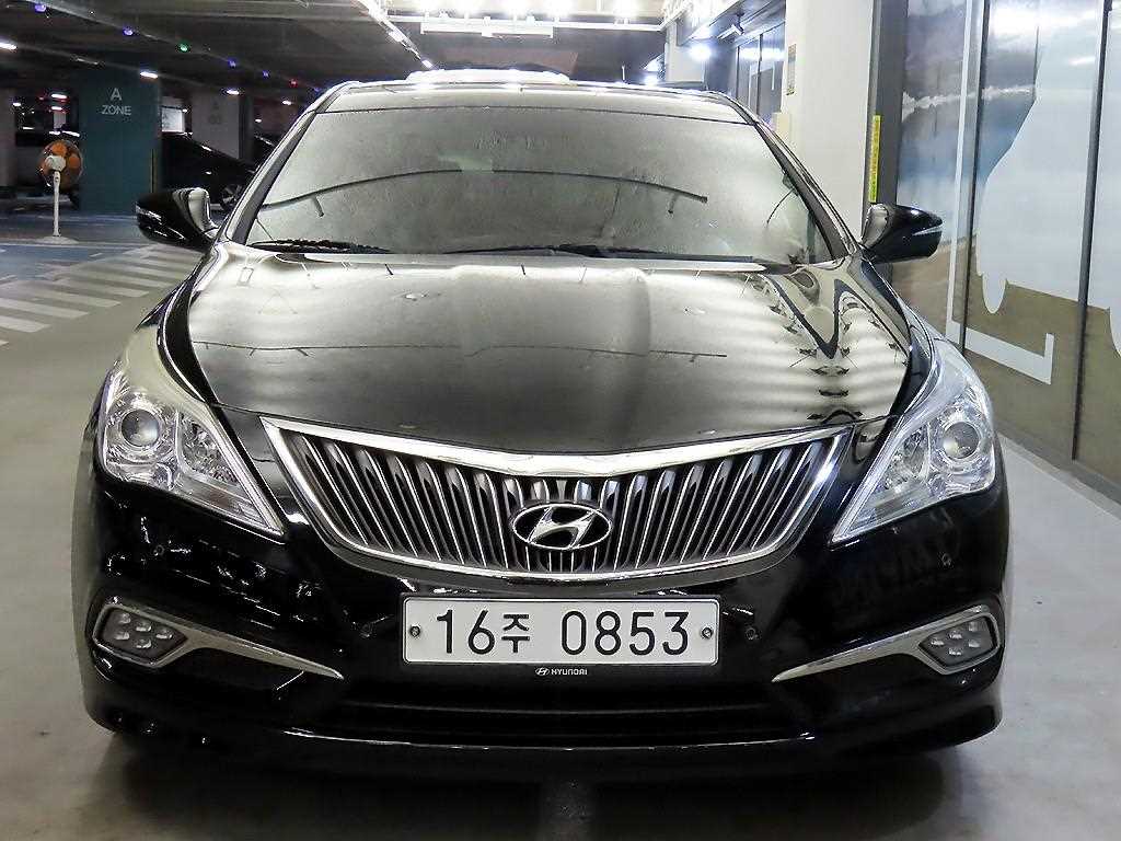 HYUNDAI Grandeur - Vista 2