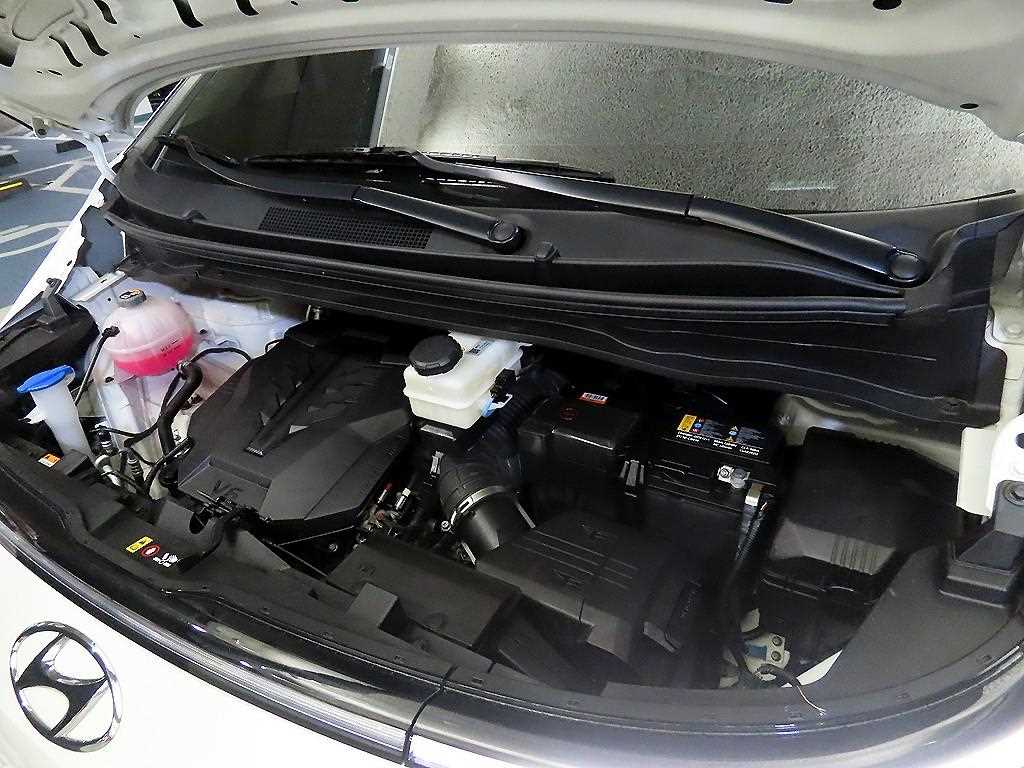 HYUNDAI Staria 2023 Blanco - Importación desde Corea - HF Imports Iquique - Foto 19