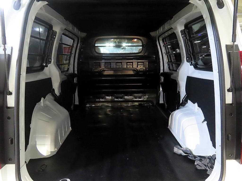 HYUNDAI Staria 2023 Blanco - Importación desde Corea - HF Imports Iquique - Foto 18