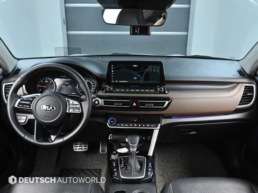 KIA Seltos - Vista 7