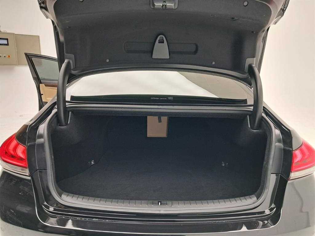 Genesis G80 2018 Negro - Importación desde Corea - HF Imports Iquique - Foto 18