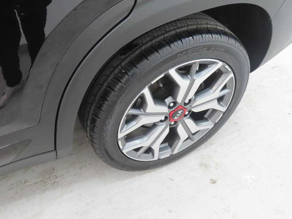 KIA Seltos 2020 Negro - Importación desde Corea - HF Imports Iquique - Foto 19