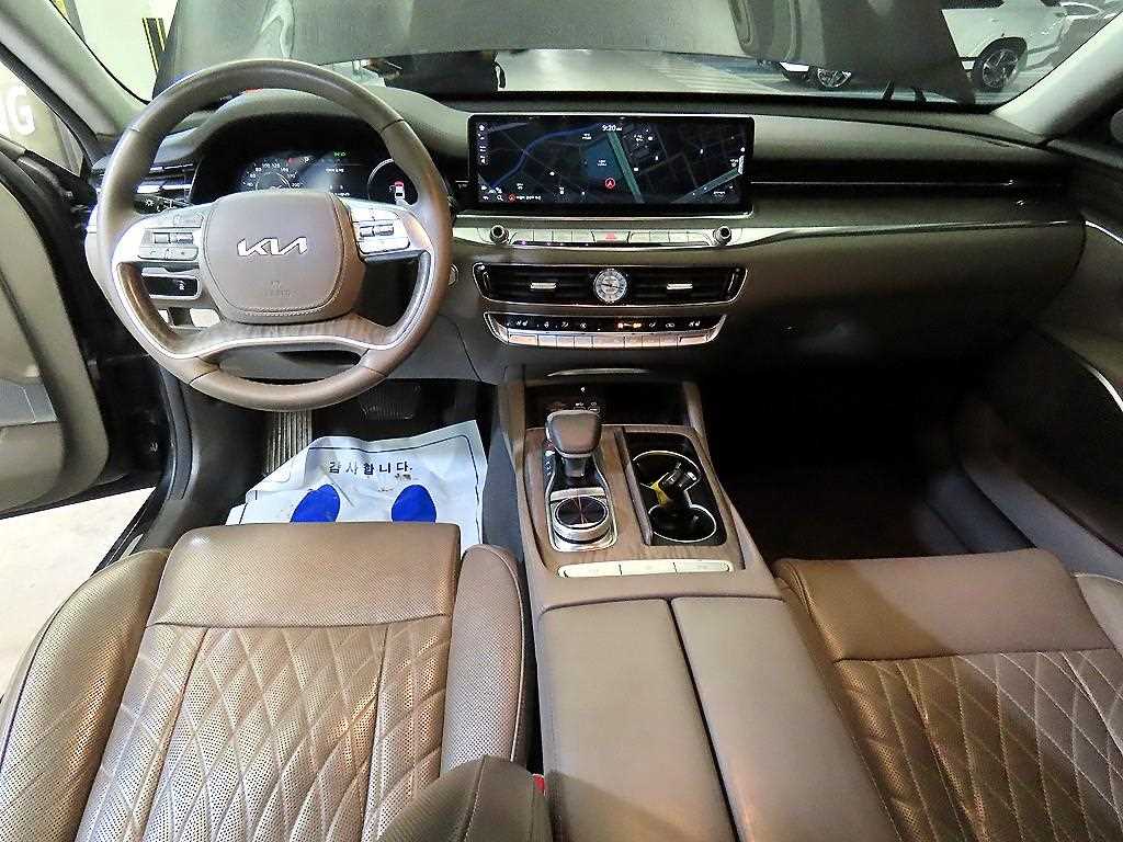 KIA K9 - Vista 10