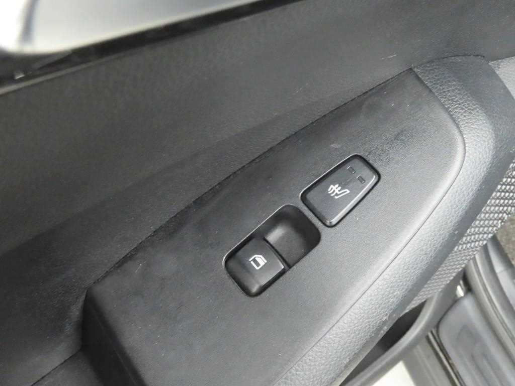 KIA Seltos 2020 Negro - Importación desde Corea - HF Imports Iquique - Foto 16