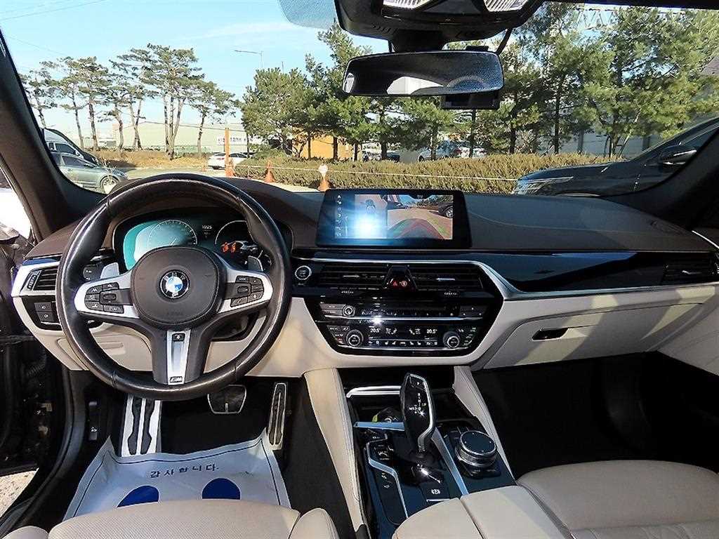 BMW 5 Series - Vista 7