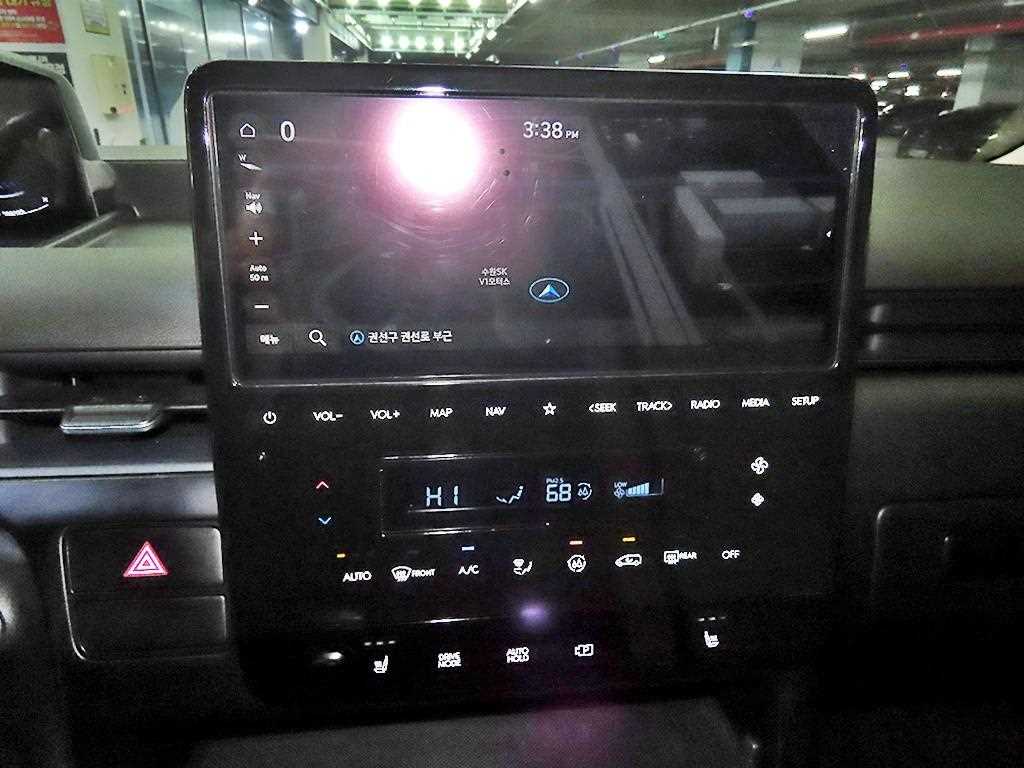 HYUNDAI Staria - Vista 11