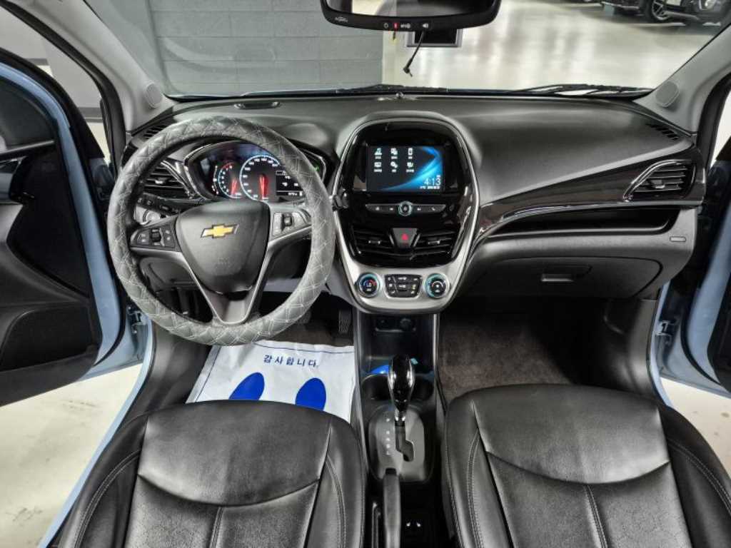 Chevrolet Spark - Vista 5