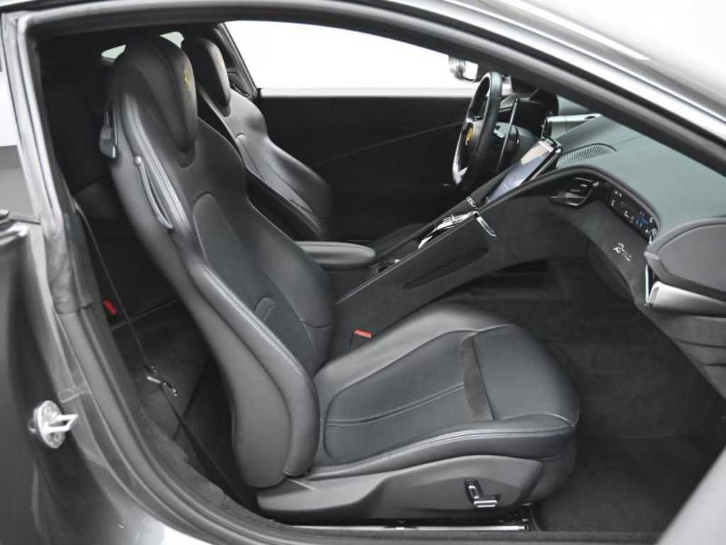 Ferrari roma - Vista 10