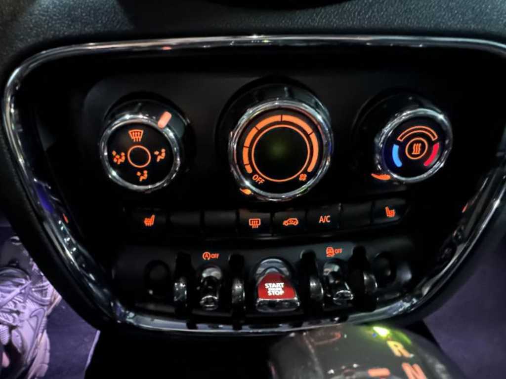 Mini Clubman - Vista 12