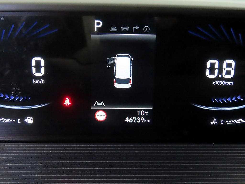 HYUNDAI Staria - Vista 9