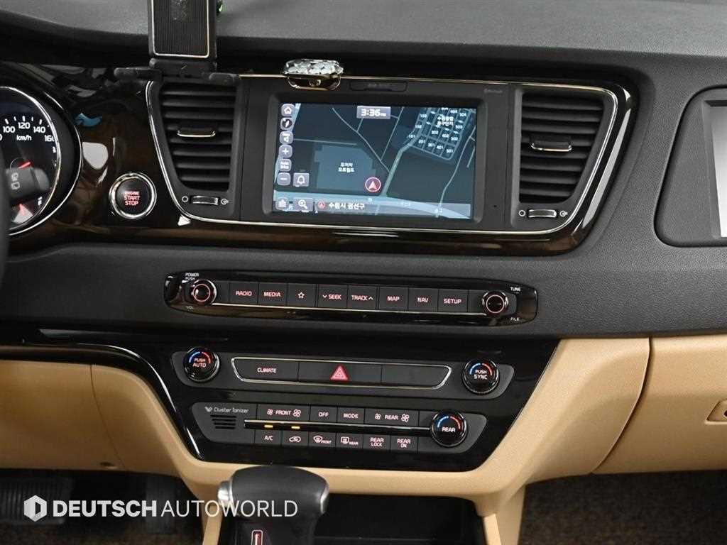 KIA Carnival 2019 Blanco - Importación desde Corea - HF Imports Iquique - Foto 15