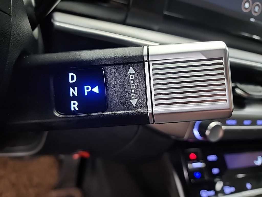 HYUNDAI Grandeur - Vista 8