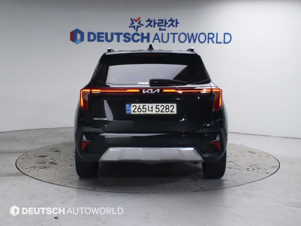 KIA Seltos - Vista 4