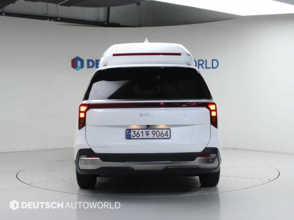 KIA Carnival - Vista 4