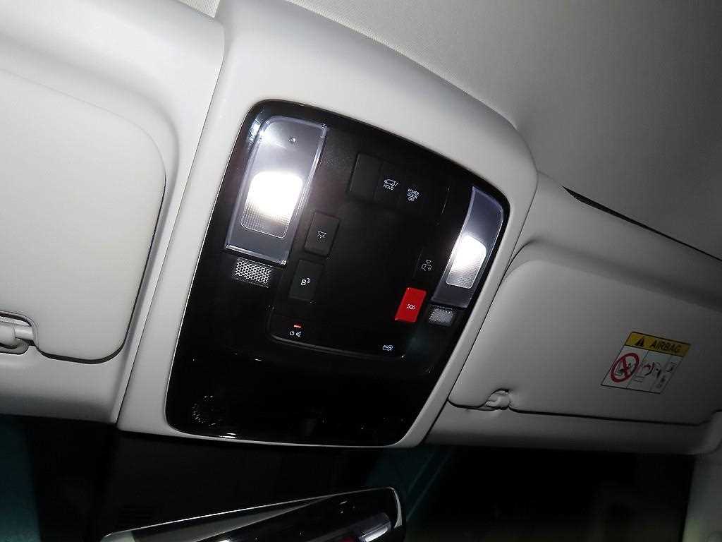 HYUNDAI Staria 2025 Blanco - Importación desde Corea - HF Imports Iquique - Foto 14