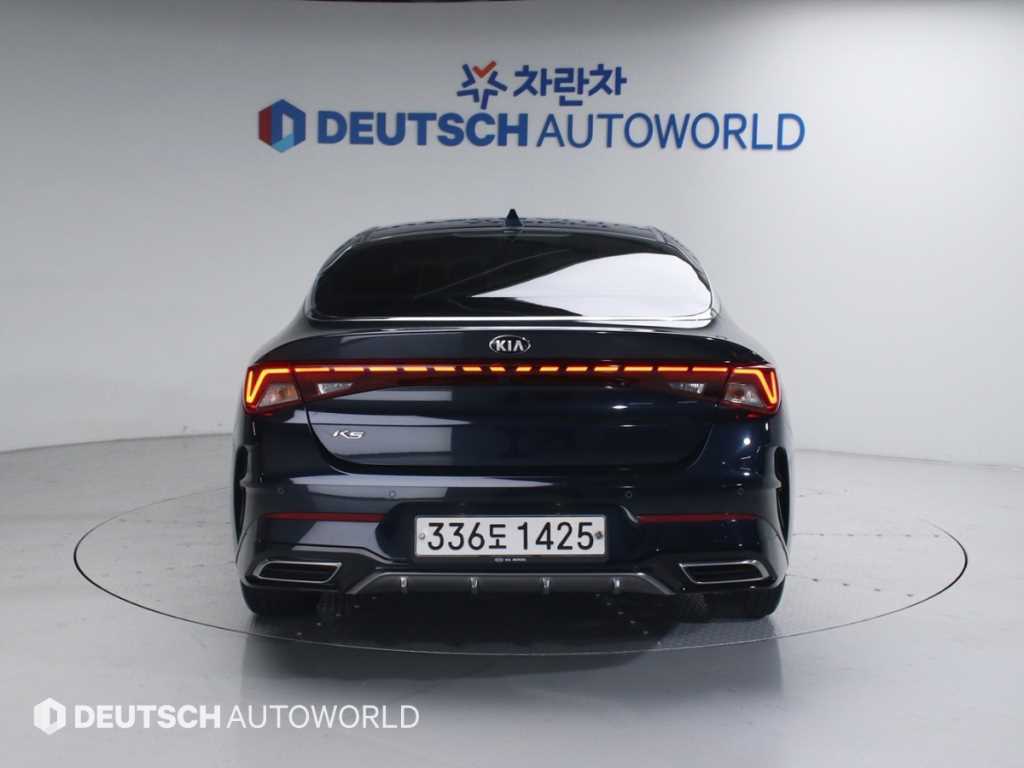 KIA K5 - Vista 5