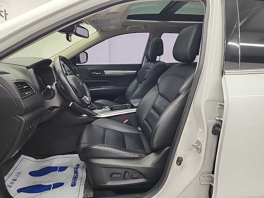 SAMSUNG QM6 - Vista 12