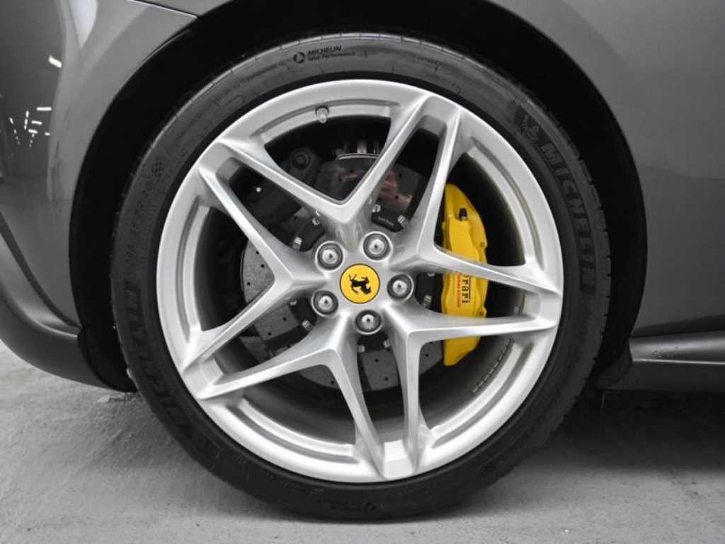 Ferrari roma - Vista 5