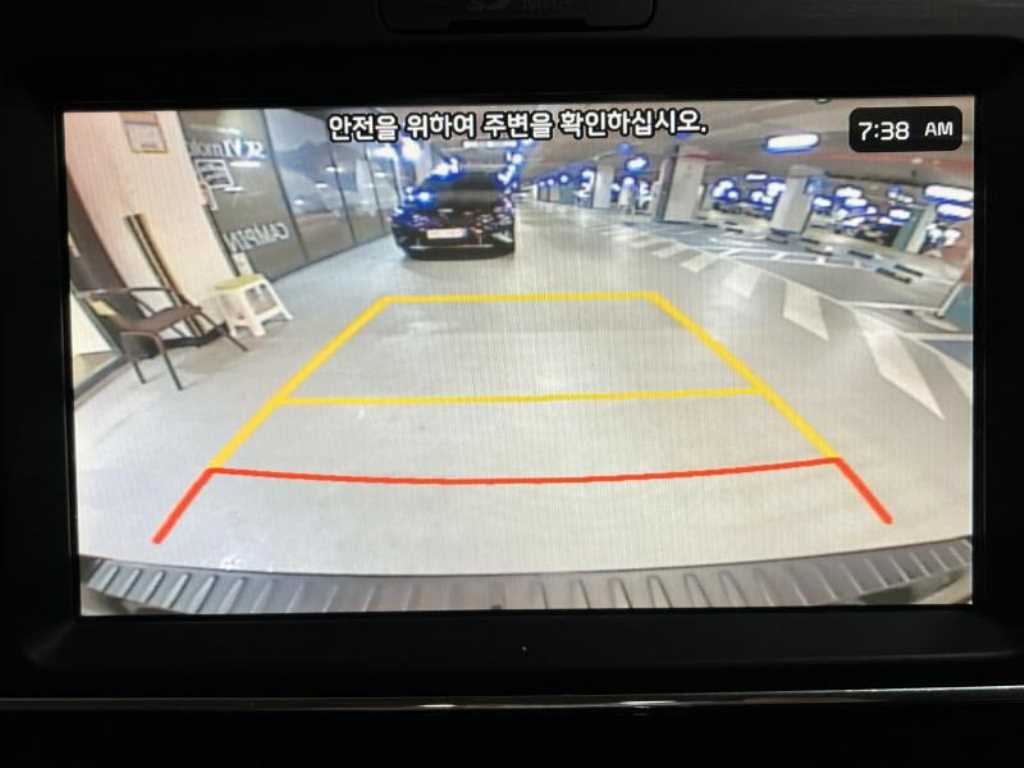 KIA Carnival - Vista 11