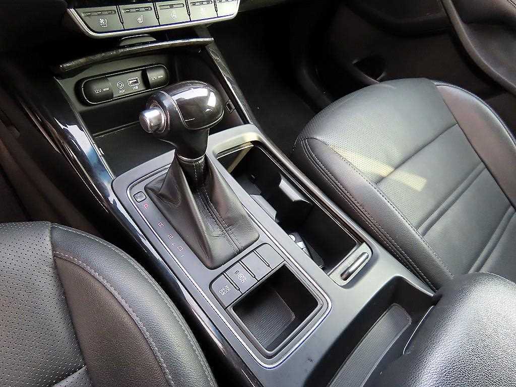 KIA Sorento - Vista 10