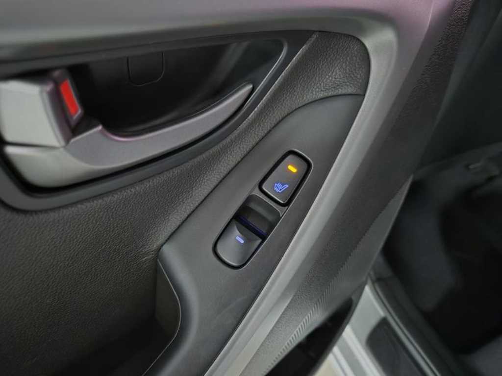 HYUNDAI Avante 2014 Plateado - Importación desde Corea - HF Imports Iquique - Foto 18