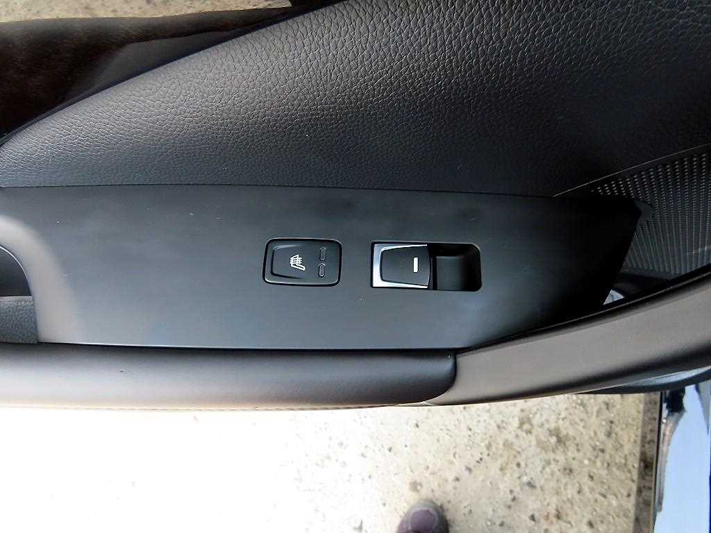 HYUNDAI Grandeur 2016 Negro - Importación desde Corea - HF Imports Iquique - Foto 17