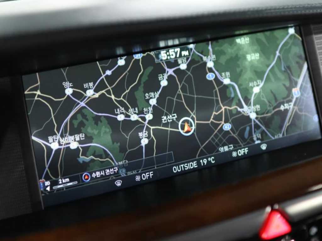 Genesis EQ900 - Vista 10