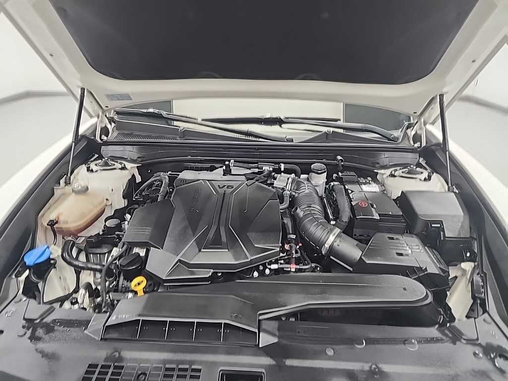 HYUNDAI Grandeur - Vista 5