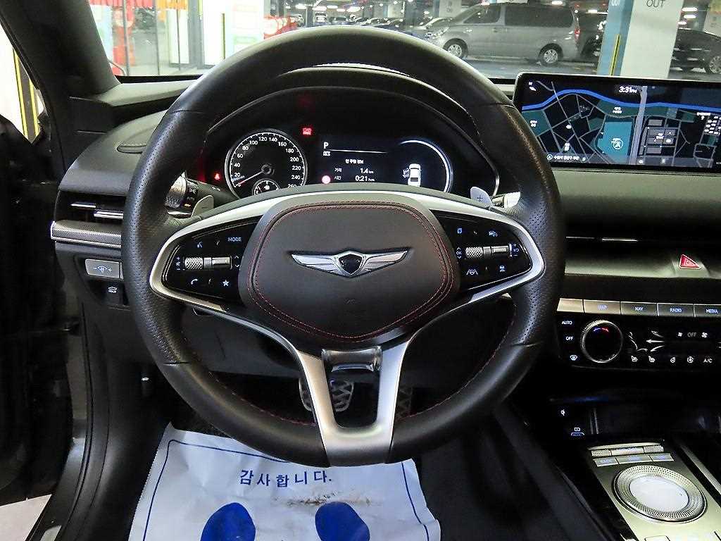 Genesis G80 - Vista 8