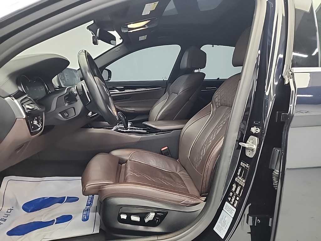 BMW 5 Series - Vista 11