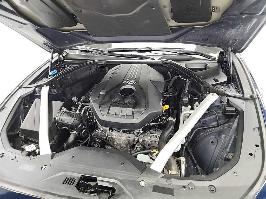 Genesis G70 - Vista 5