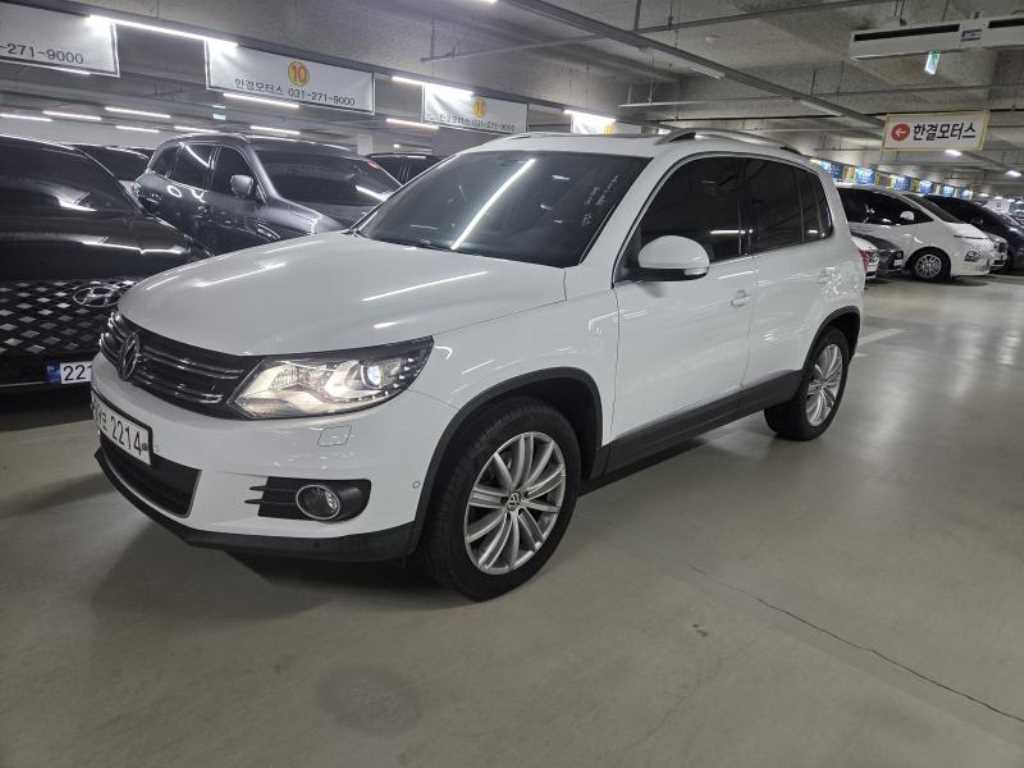 Volkswagen Tiguan - Vista 2