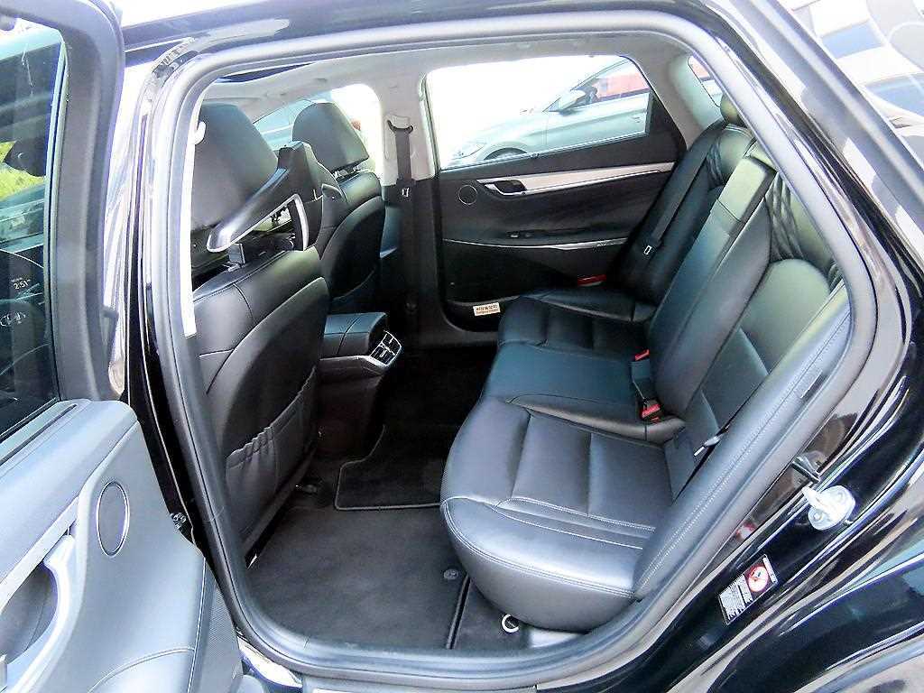 HYUNDAI Grandeur - Vista 6