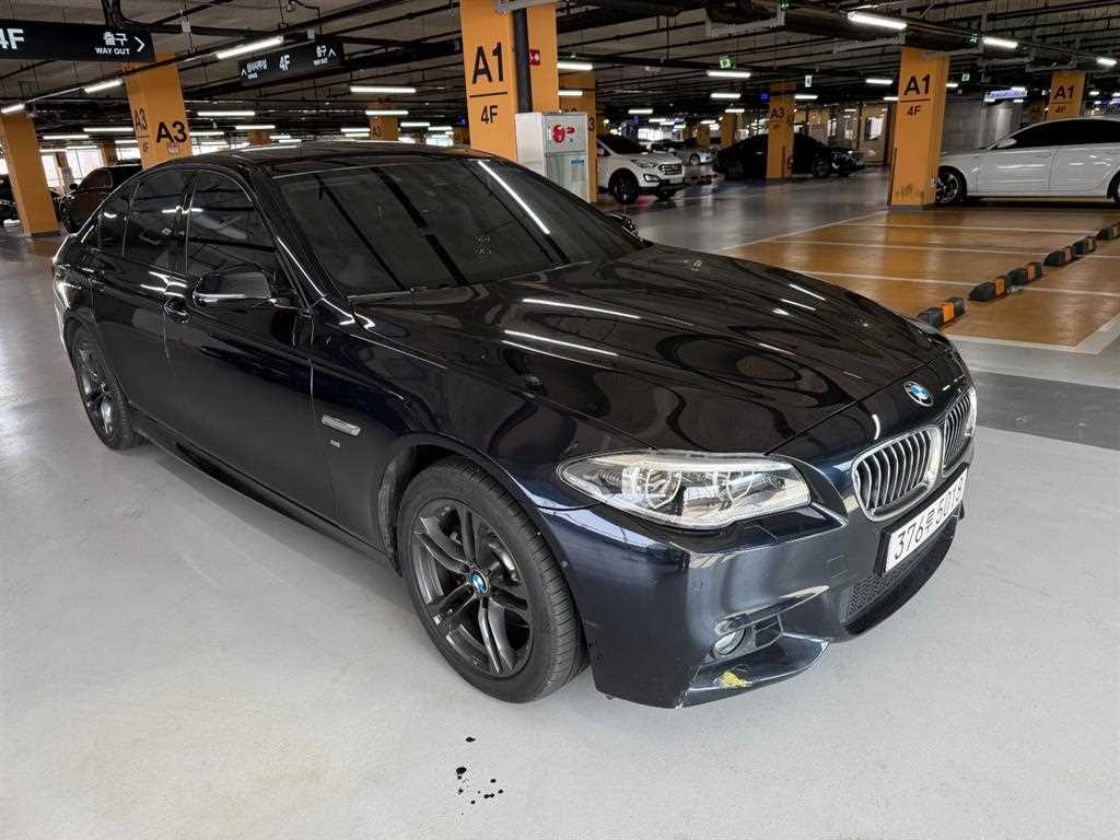 BMW 5 Series - Vista 3