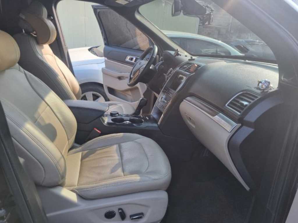 Ford Explorer 2018 Negro - Importación desde Corea - HF Imports Iquique - Foto 16