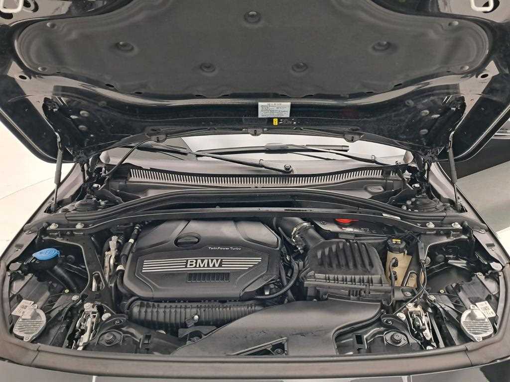 BMW 1 series 2021 Negro - Importación desde Corea - HF Imports Iquique - Foto 19