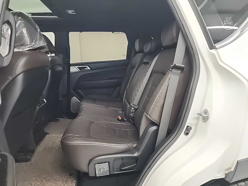Ssangyong Rexton - Vista 12