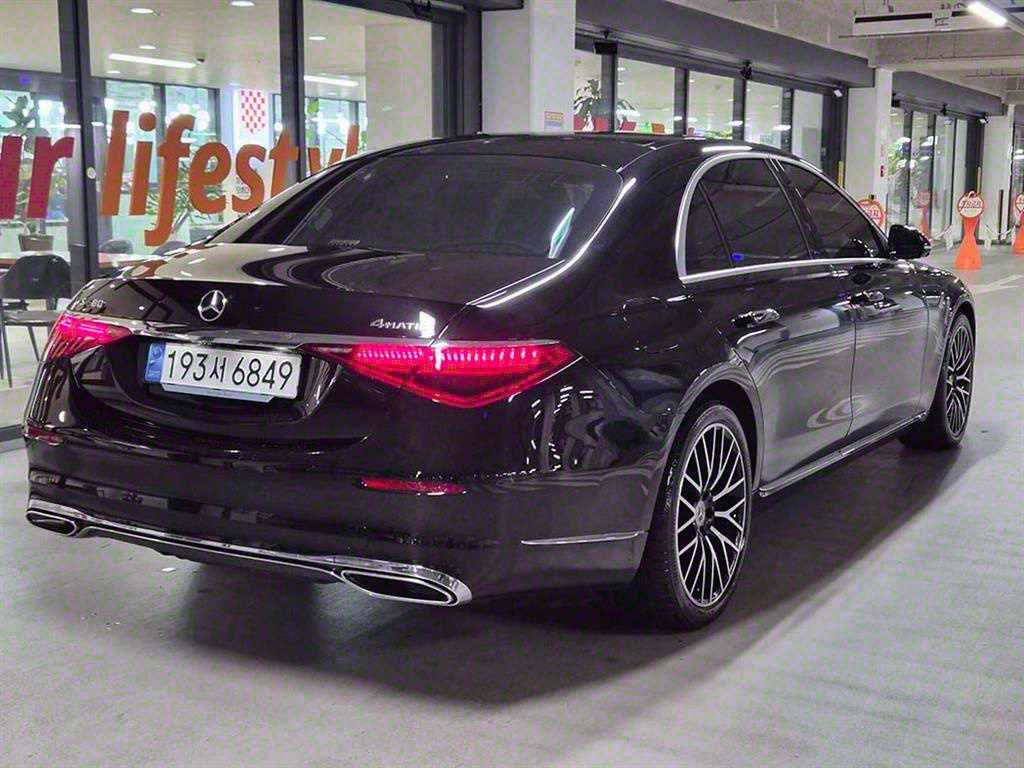 Mercedes Benz S Class - Vista 4